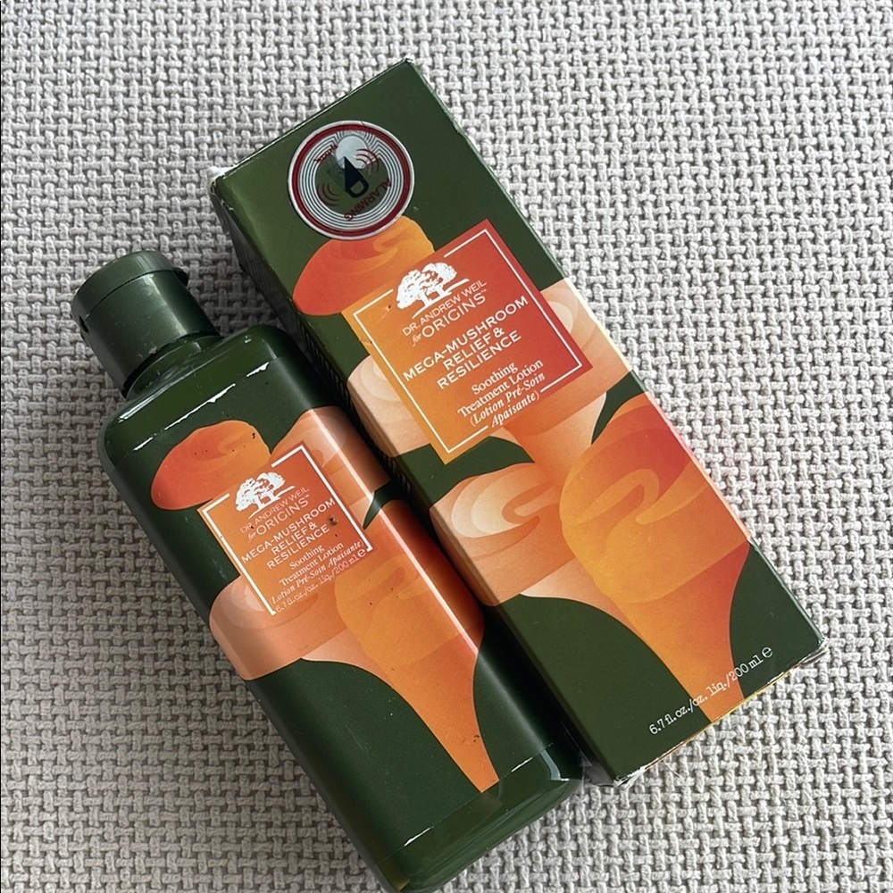 Origins Mega-Mushroom Resilience Soothing Treatment Lotion Green NEW IN BOX